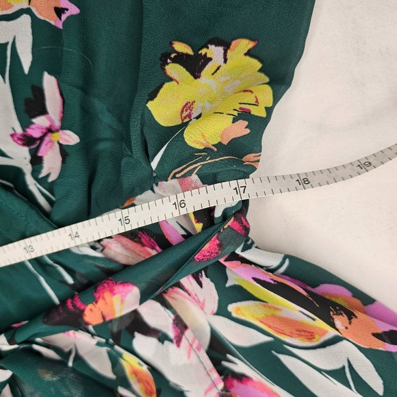 EUC Torrid Dark Green Floral Size 1 Dress Plus size - Picture 5 of 5